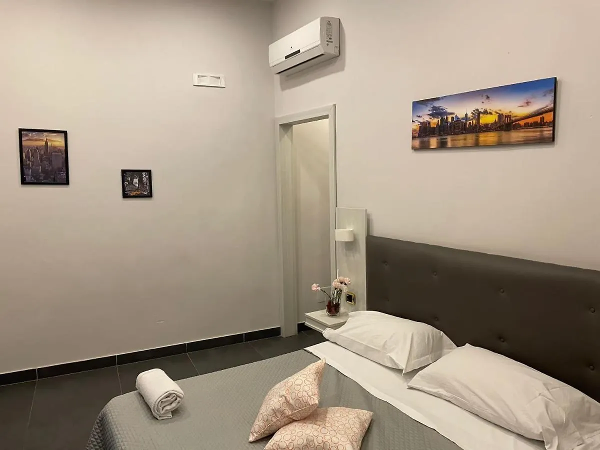 B&B Ocean Napoli 0*, Naples